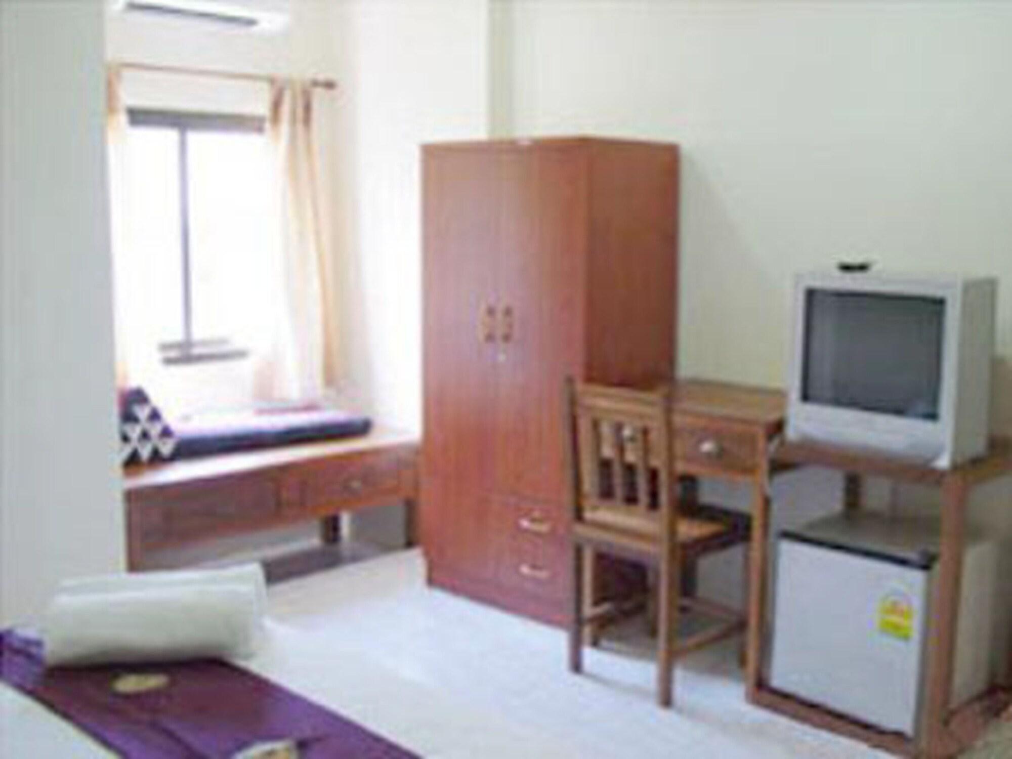 Penzy Guest House Praia Chaweng Exterior foto